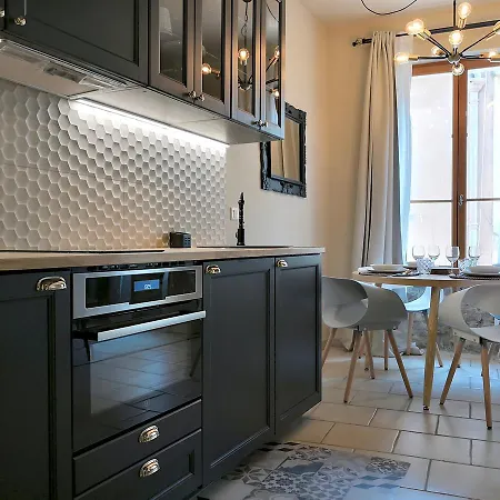 Little Star Apartment